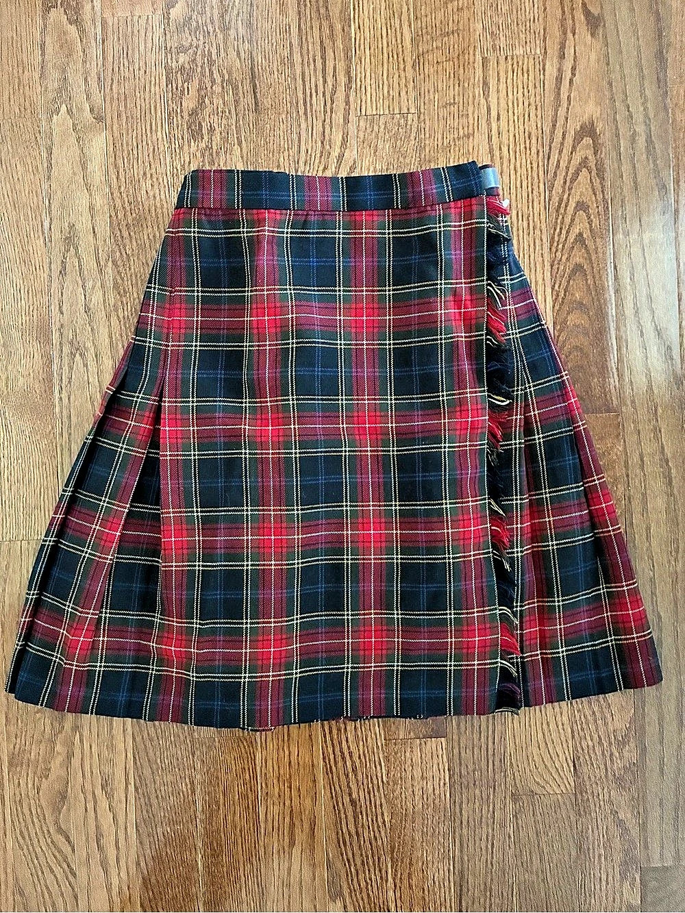 VTG Jones New York Petite Plaid Wool Pleated Kilt Skirt Red Navy Size 2P USA